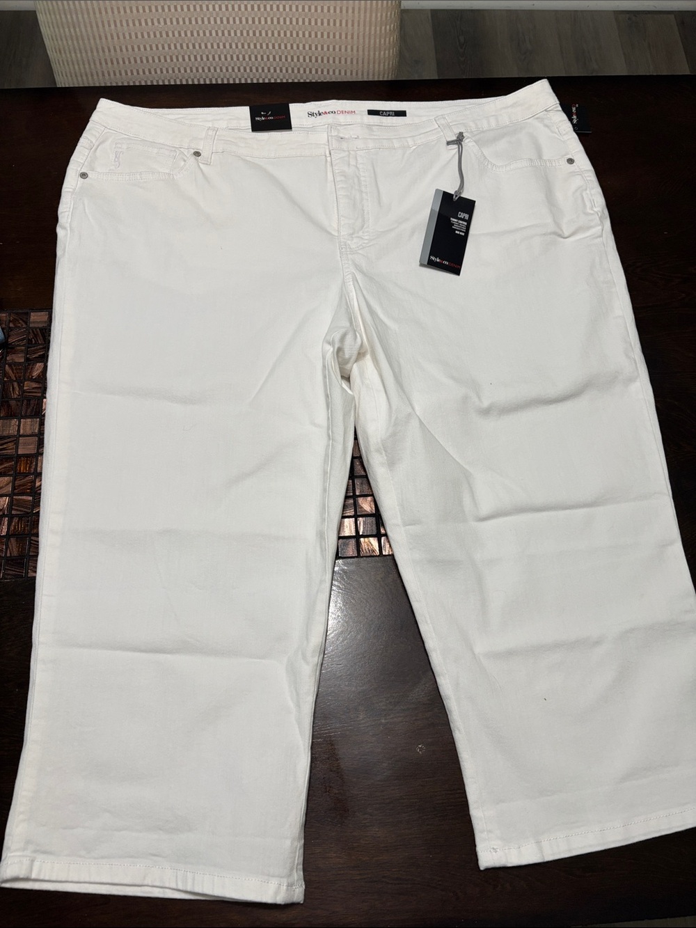Style & Co. White Cropped Straight-Leg Pants